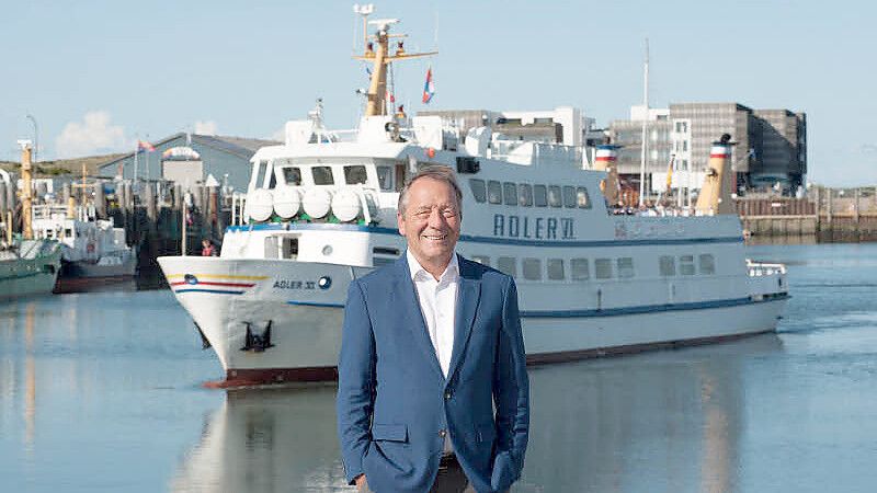Sven Paulsen, Geschäftsführer von Adler Schiffe, vor einem Schiff der Reederei. Die Vermietung des Raddampfers „Freya“ an die AfD-Bundestagsfraktion sorgt für politische Diskussionen auf Sylt. Foto: Reederei Adler Schiffe