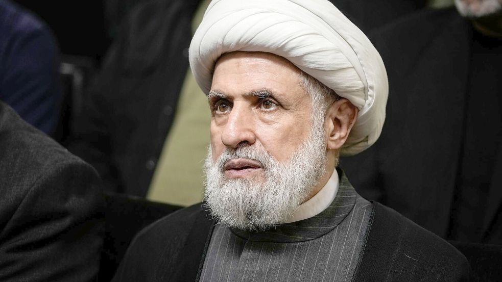 Hisbollah-Chef Naim Kassim lehnt die Entwaffnung seiner Miliz ab. (Archivbild) Foto: Bilal Hussein/AP/dpa