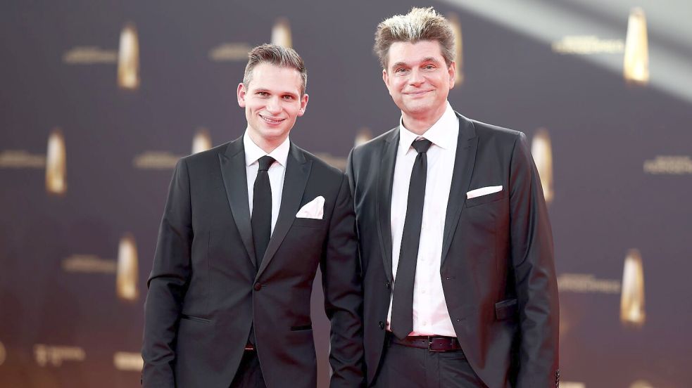 Fabian Köster und Lutz van der Horst sind für „heute-show“-Fans auch während der Sommerpause aktiv. (Archivbild) Foto: Rolf Vennenbernd