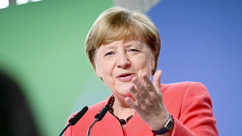 Die frühere Bundeskanzlerin Merkel nimmt die derzeitige Bundesregierung in Schutz. (Archivfoto) Foto: Sebastian Christoph Gollnow/dpa