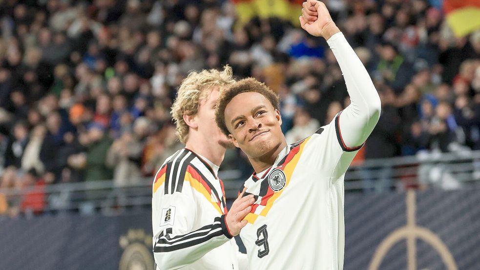 Ouédraogo bejubelt sein Premierentor im DFB-Trikot. (Archivbild) Foto: Jan Woitas