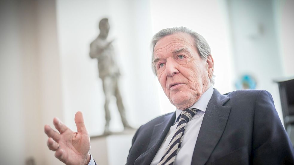 Schröder wurde von Putin als Unterhändler vorgeschlagen, was auf deutscher Seite nicht ernst genommen wird. (Archivbild) Foto: Michael Kappeler