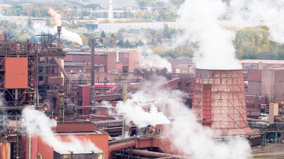 Stahlkonzernen machen die hohen Energiepreise zu schaffen (Archivbild) Foto: Julian Stratenschulte