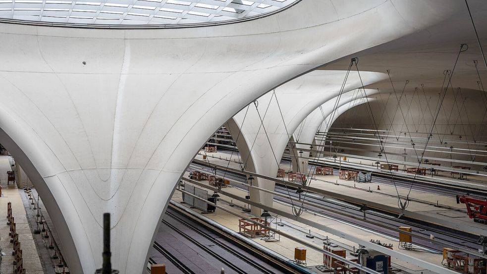 Die Eröffnung von Stuttgart 21 könnte sich Medienberichten zufolge weiter verzögern. (Archivbild) Foto: Christoph Schmidt