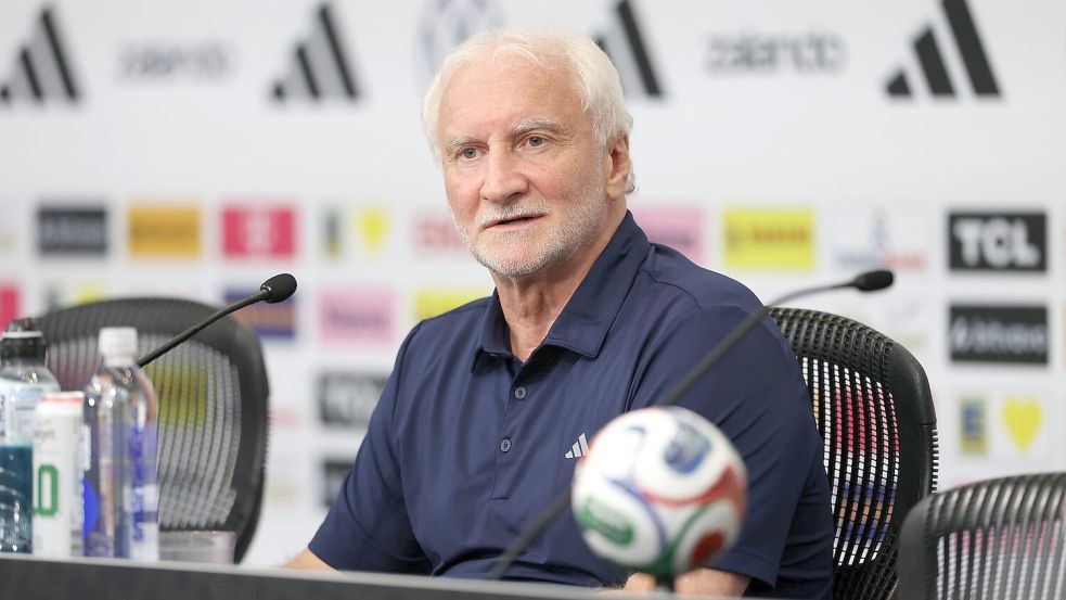 Rudi Völler ist vor dem WM-Start optimistisch. Foto: Jan Woitas/dpa