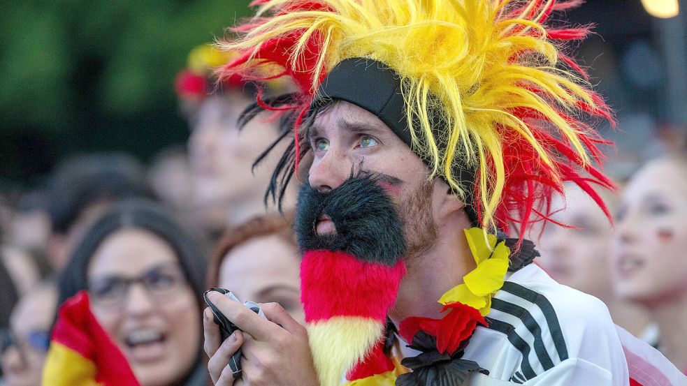 Ein Public Viewing auf öffentlicher Fläche wird es in diesem Jahr in Aurich nach jetzigem Stand nicht geben. Foto: DPA