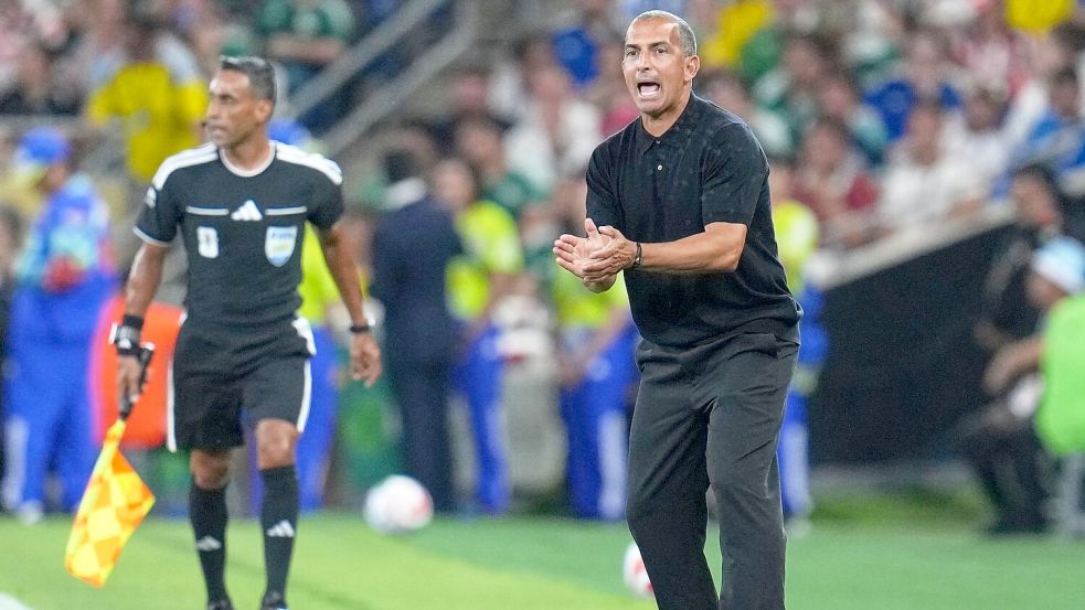 Nach nur einem WM-Spiel ist Tunesiens Trainer Sabri Lamouchi seinen Job offenbar los. Foto: Matias Delacroix