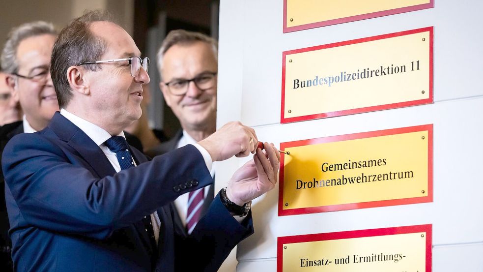 Das Gemeinsame Drohnenabwehrzentrum war im Dezember 2025 eingeweiht worden. (Archivfoto) Foto: Christoph Soeder/dpa