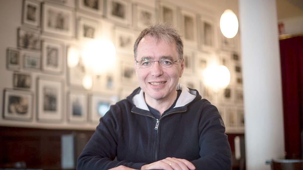 David Safier hat mit seinen „Miss Merkel“-Krimis Bestseller geschrieben - und nun Ex-Kanzlerkandidat Armin Laschet zum Protagonisten seines neuen Romans gemacht. (Archivbild)     Foto: Sina Schuldt