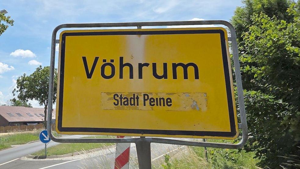 Bei einem begleiteten Freigang und Besuch in Vöhrum gelang einem verurteiltem Mörder die Flucht. Foto: Christian Brahmann/dpa