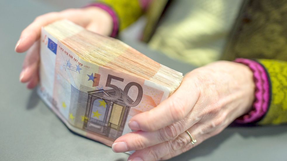 Wenn es in kleinen Firmen finanziell eng wird, verzichten die Inhaber häufig auf ihr eigenes Gehalt, anstatt einen Kredit aufzunehmen. Foto: Matthias Balk
