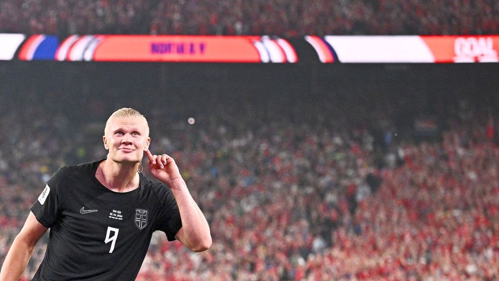 Norwegens Erling Haaland jubelt über sein Tor zum 3:1 gegen den Senegal. Foto: Tom Weller/dpa