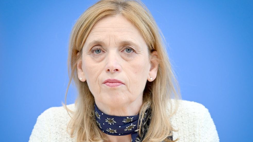 Familienministerin Prien ist für Social-Media-Beschränkungen für Kinder. (Archivbild) Foto: Soeren Stache