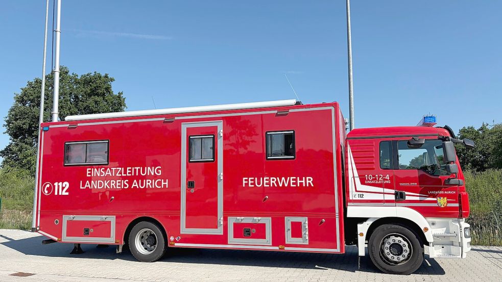Unter anderem mit diesem Wagen der Feuerwehr wurde nach dem Vermissten gesucht. Foto: Lukas Crysandt