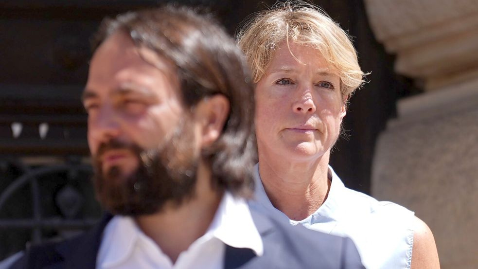 Christina Block wird von Anwalt Ingo Bott vertreten. Foto: Marcus Brandt/dpa
