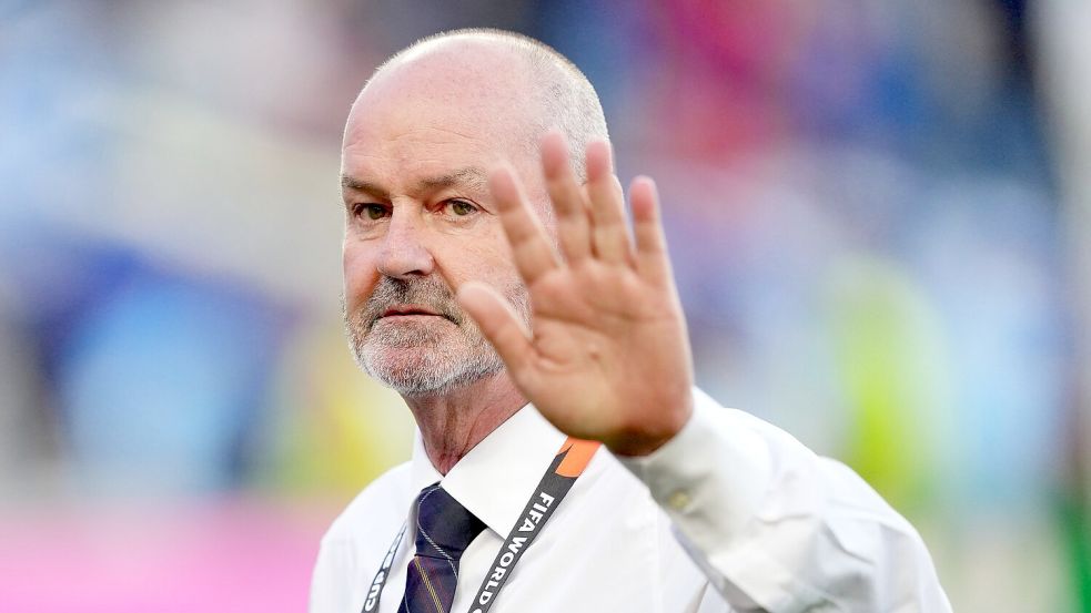 Schottlands Nationaltrainer Steve Clarke hat sein Amt nach dem WM-Aus niedergelegt. Foto: Martin Rickett