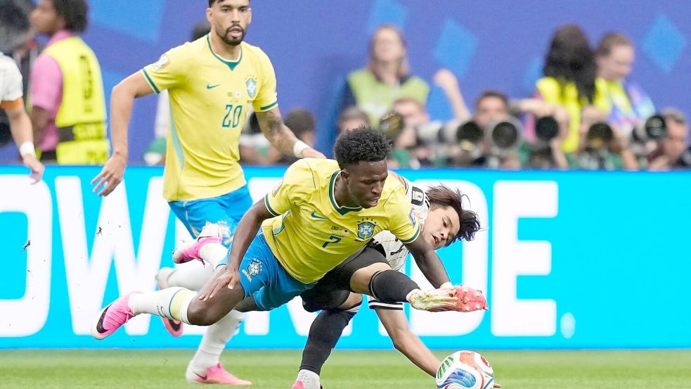 Brasilien mit Real Madrids Vinícius Júnior hatte mit Japan große Mühe. Foto: Ashley Landis