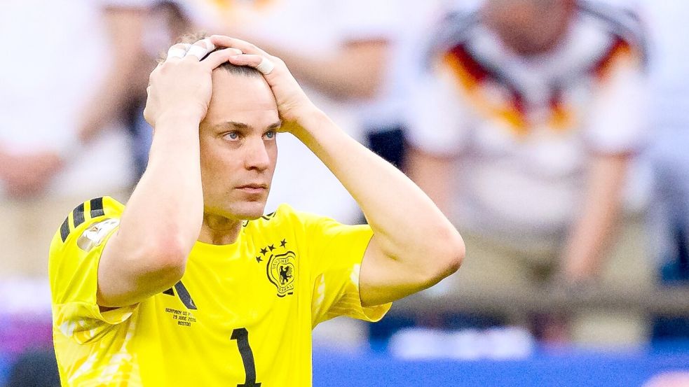 Entsetzt nach dem Aus im Elfmeterschießen: Manuel Neuer. Foto: Tom Weller