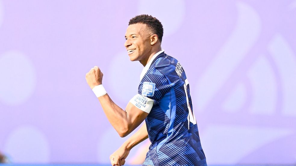Kylian Mbappé hat in seiner Karriere nun schon 18 WM-Tore erzielt. Foto: Tom Weller/dpa