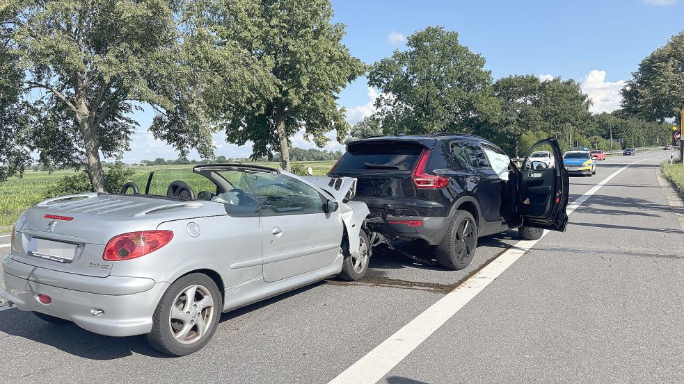 In Leer ist es am Mittwoch auf der Papenburger Straße (B 70) zu einem Unfall gekommen. Foto: Jonas Bothe