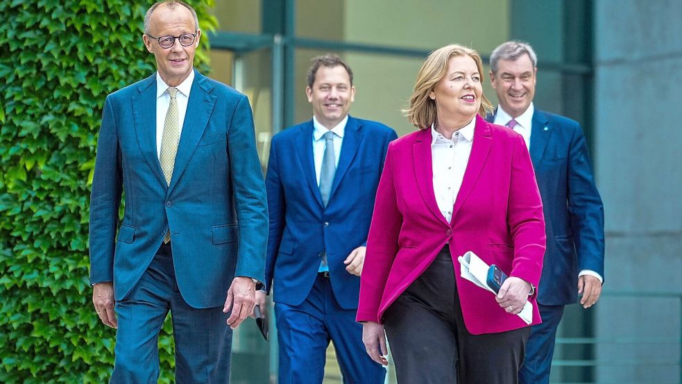 Bundeskanzler Friedrich Merz (CDU) spricht von „bedeutenden Reformen“. Seine Koalition hat sich auf 33 Maßnahmen geeinigt, die für Aufschwung und Beschäftigung sorgen sollen. Foto: dpa/Michael Kappeler