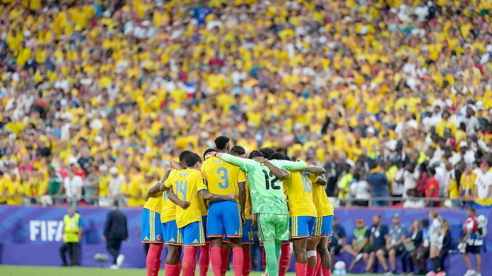 Vor der gelben Wand erreichte Kolumbien das Achtelfinale. Foto: Ed Zurga