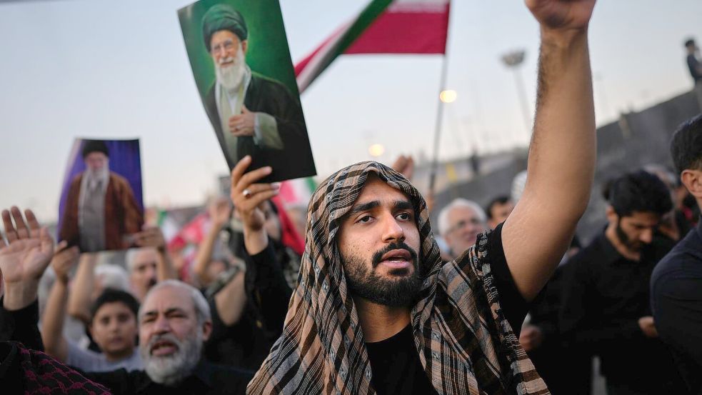 Nach dem Tod des Staatsoberhaupts Ajatollah Ali Chamenei entbrannte ein Streit innerhalb des Machtapparats. (Archivbild) Foto: Altaf Qadri