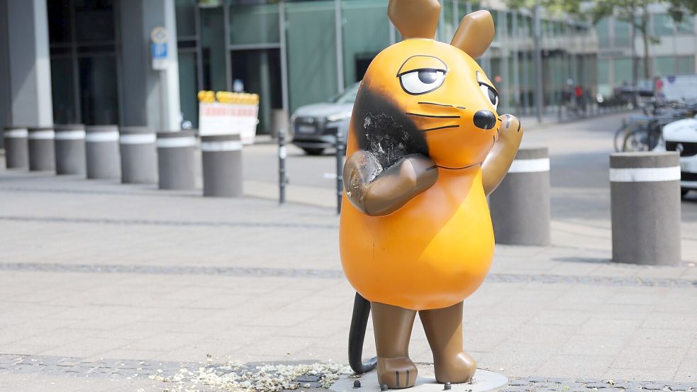 So sah die Maus am Morgen nach dem Brandanschlag aus. Sie wurde später repariert. (Archivbild) Foto: Sascha Thelen