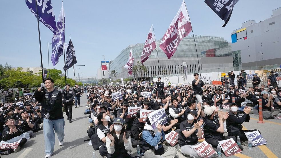 Im Frühjahr drohten die Samsung-Mitarbeiter der Halbleitersparte mit einem Streik. Foto: Ahn Young-joon