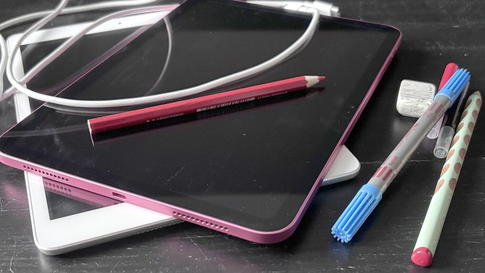 Ipads und Stifte: In der siebten Klasse sollen die Kinder beides an der IGS Ihlow benutzen. Foto: Christin Wetzel