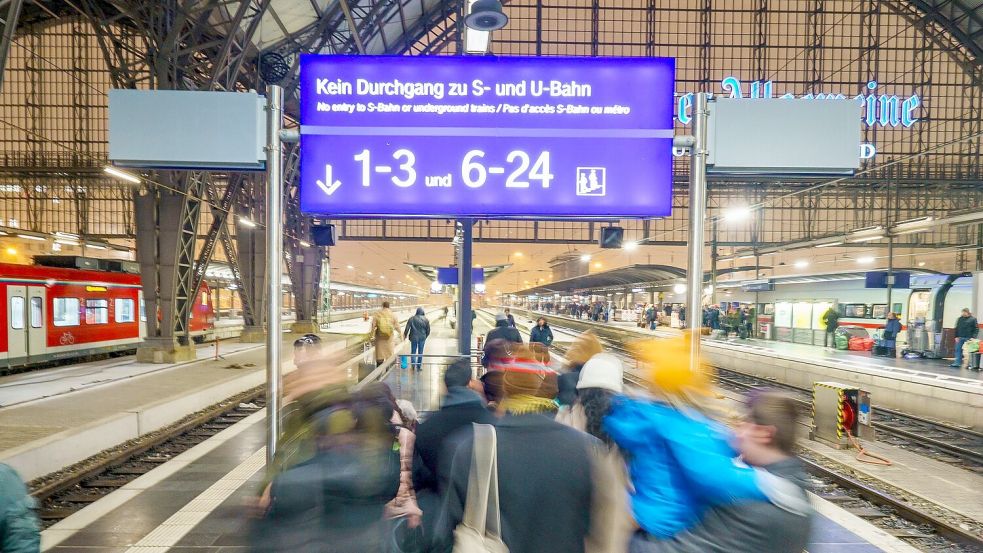 Die Deutsche Bahn will bei Gleiswechseln künftig besser kommunizieren. (Archivbild) Foto: Andreas Arnold