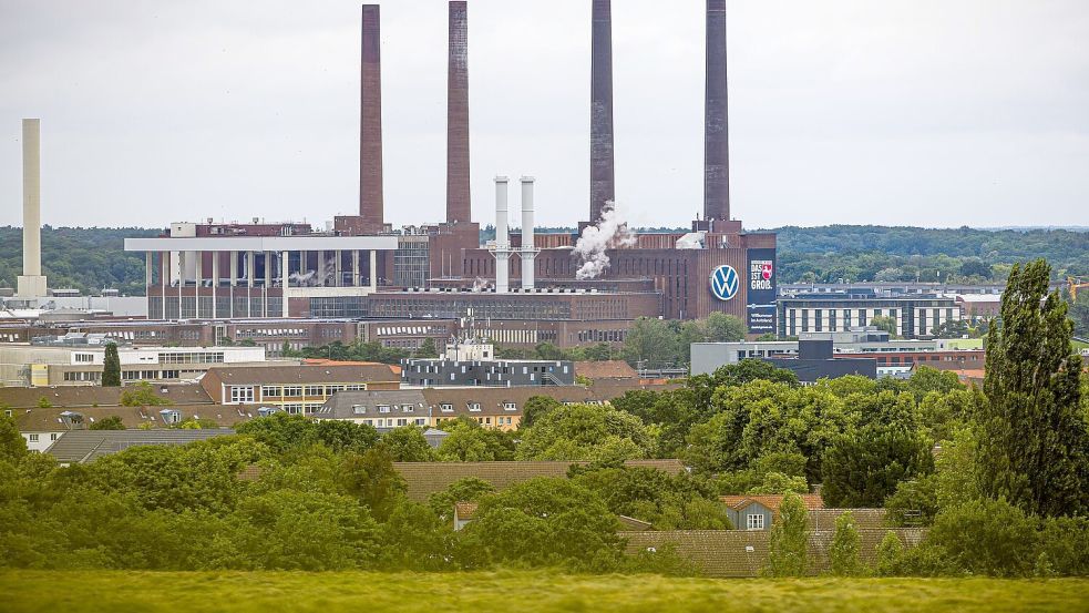 Bei VW kommt der Aufsichtsrat zusammen. Foto: Moritz Frankenberg