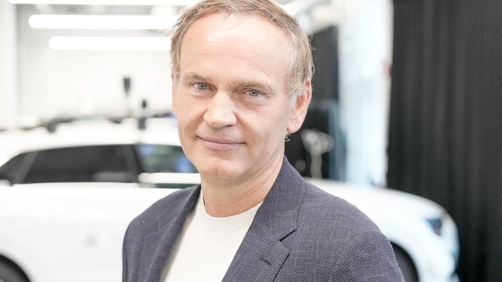 VW-Chef Oliver Blume spart bereits. (Archivbild) Foto: Sven Kaeuler