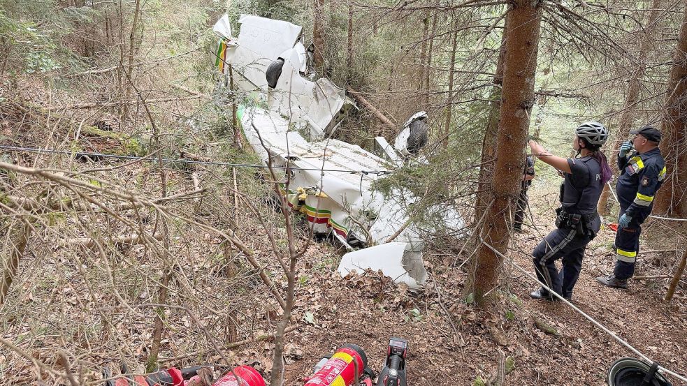 Die einmotorige Maschine stürzte in einem Waldgebiet ab. Foto: -