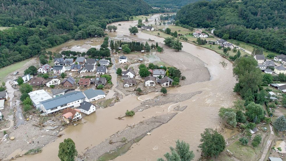 Die Zerstörungen an der Ahr im Juli 2021. Fünf Jahre nach der Katastrophe in Rheinland-Pfalz und Nordrhein-Westfalen sind immer noch nicht alle Schäden behoben. (Archiv) Foto: Boris Roessler