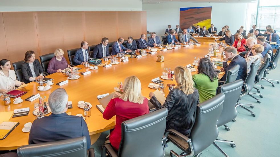 Jeden Mittwoch trifft sich das Bundeskabinett. Dieses Mal ging es vor allem um Bürokratieabbau. Foto: Michael Kappeler/dpa