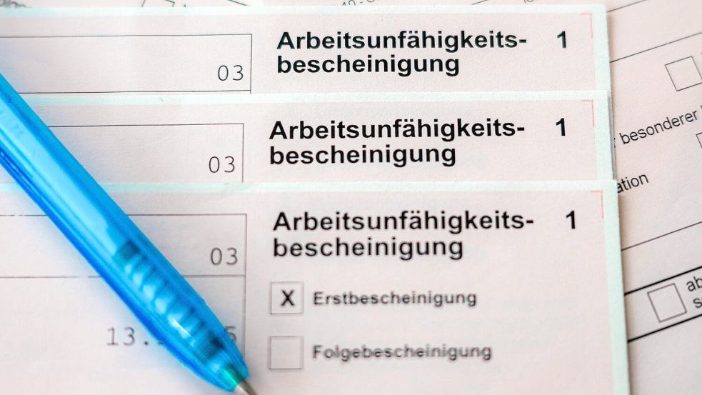 Erkältungen und Grippe waren laut DAK-Auswertung zweithäufigste Ursache für Fehlzeiten. (Archivbild) Foto: Sina Schuldt
