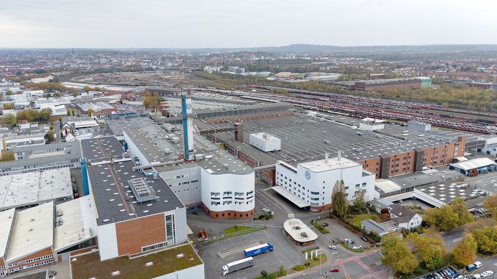 Das VW-Werk in Osnabrück könnte bald für nur einen Euro den Besitzer wechseln. Foto: dpa/ René Schröder