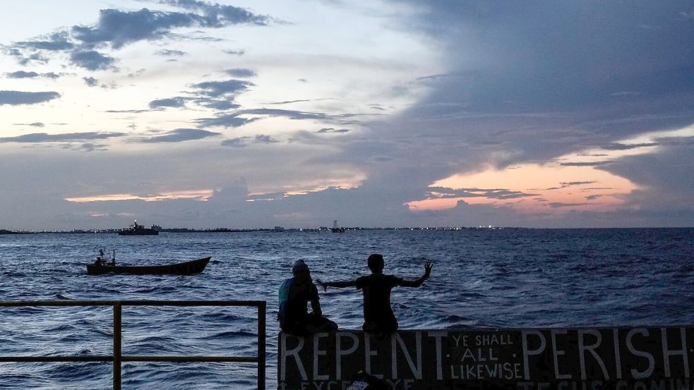 Die Fähre war auf dem Weg zwischen der Hauptstadt Georgetown und der abgelegenen Gemeinde Port Kaituma verunglückt. Foto: Matias Delacroix/AP/dpa