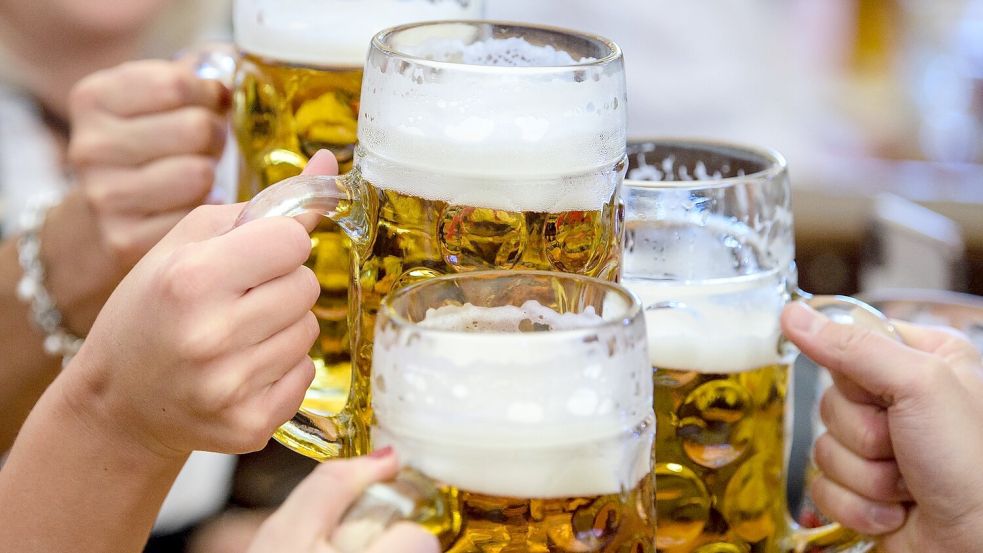 Der weltweite Bierdurst ist gesunken. (Archivbild) Foto: Matthias Balk