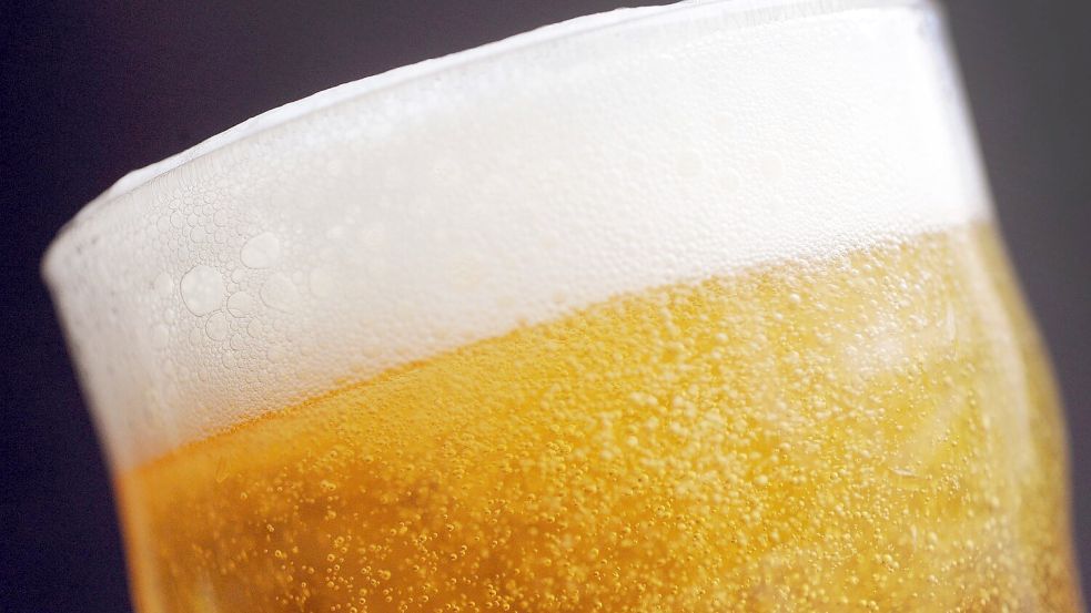 Die Konsumenten greifen seltener zum Bier. (Symbolbild) Foto: Marius Becker