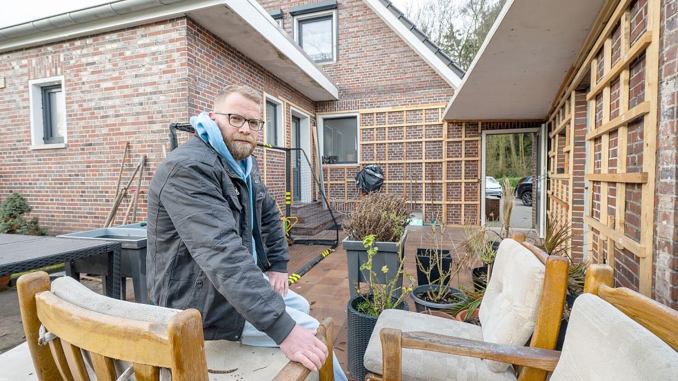 Patrick Kleemann aus Leer sollte eigentlich eine Terrasse bekommen. Stattdessen verlor er mehr als 8000 Euro. Foto: Klaus Ortgies/Archiv