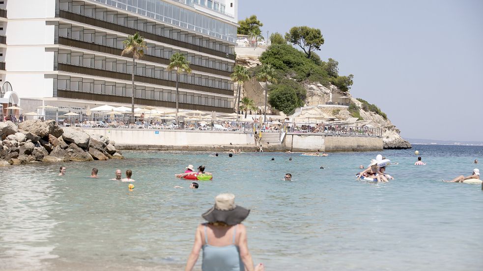 Mallorca und Spanien sind bei Urlaubern aus Deutschland beliebt – auch wegen der Preise. Foto: dpa/Clara Margais