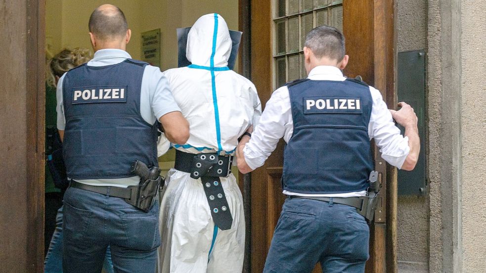 Der mutmaßliche Täter wurde einer Haftrichterin vorgeführt. Foto: Armin Weigel