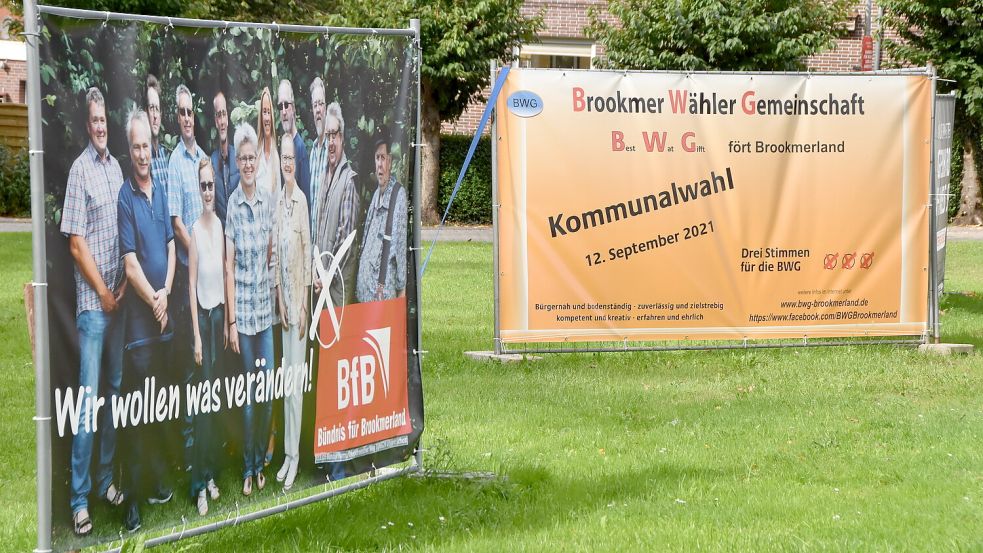 Im Vorfeld der Kommunalwahl 2021 warben das Bündnis für Brookmerland (BfB) und die Brookmer Wählergemeinschaft (BWG) noch jeweils für sich. Zur Wahl in diesem September treten sie als eine Wählergemeinschaft an. Foto: Thomas Dirks