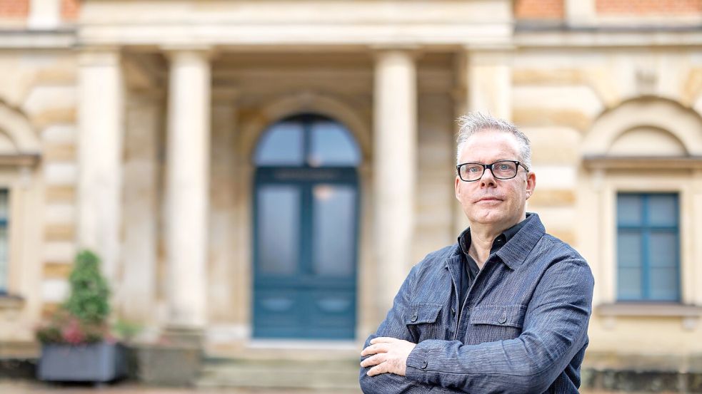Marcus Lobbes, Direktor der Akademie für Theater und Digitalität in Dortmund, ist bei den Bayreuther Festspielen nicht als Regisseur, sondern als Kurator aufgeführt. Foto: Daniel Karmann