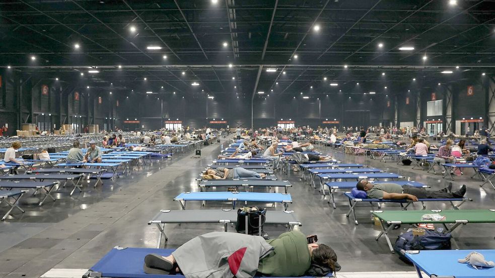 Allein in der Region um Bordeaux wurden mindestens 110.000 Menschen vor den Flammen in Sicherheit gebracht. Weitere Evakuierungen wurden angeordnet. Foto: Alain Jocard/AFP/dpa