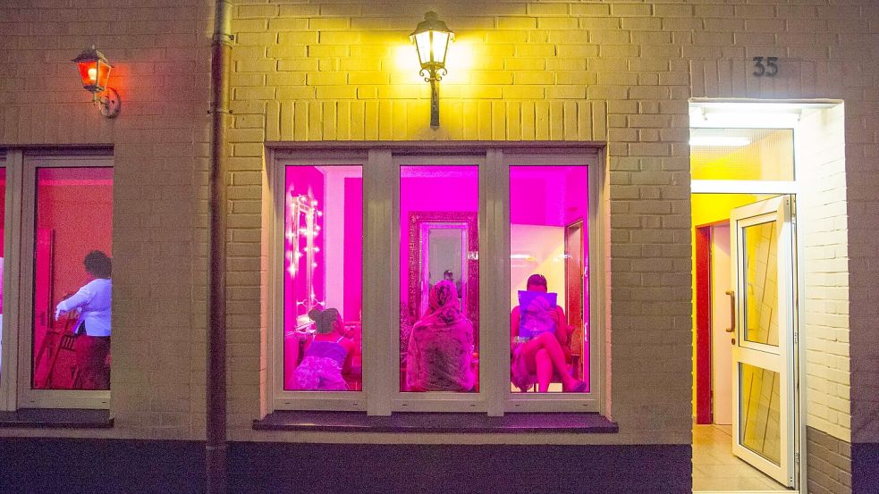 Vor allem Frauen aus Osteuropa und - wie Fälle in Hamburg zeigen - aus Südamerika landen in Duetschland in der Zwangsprostitution. Foto: imago stock&people