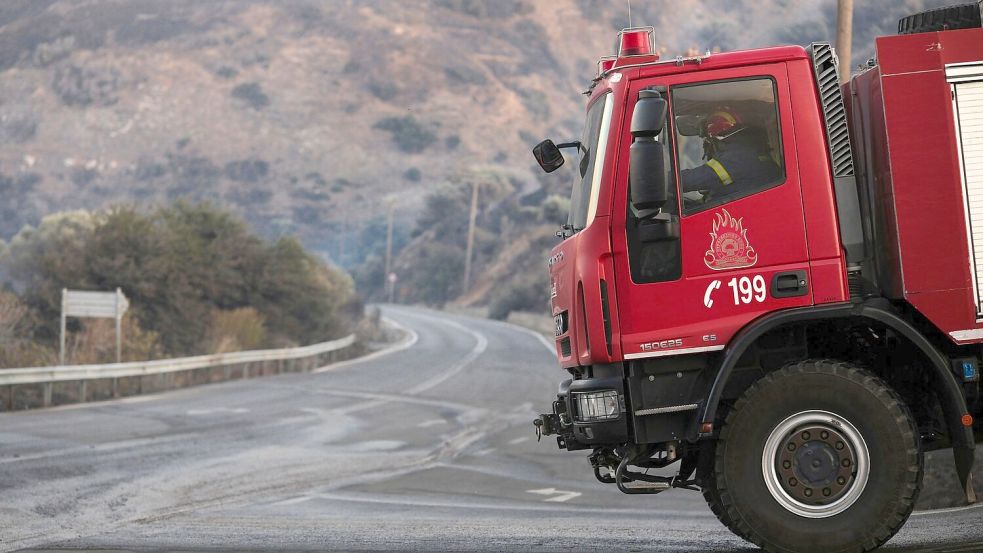 Feuerwehr im Dauereinsatz: In Griechenland brennt es großflächig. Foto: Giannis Angelakis