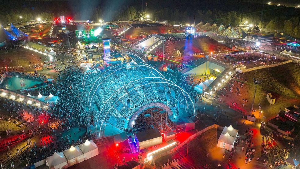 Schon am Freitag kamen laut den Veranstaltern mehr als 60.000 Besucher. Foto: Thomas Frey